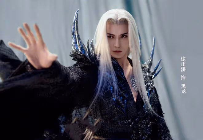 《烈焰》伍賡有8種力量,黑龍33種神力?都不如黃龍萬象界神力多