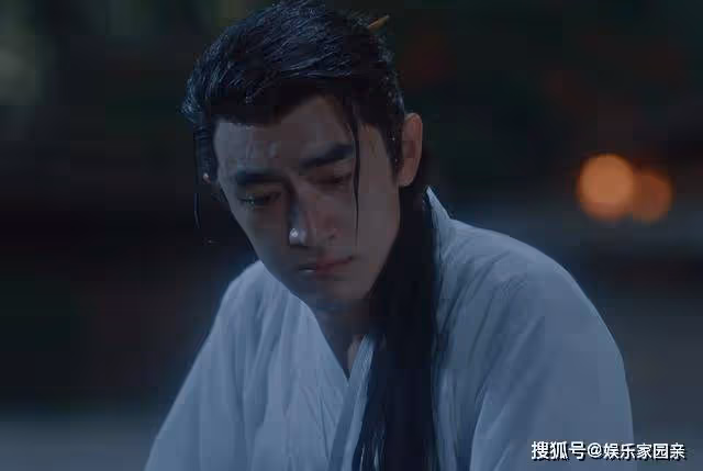 《與鳳行》深愛卻不淪陷,沈璃對愛情的態度,清醒的可怕