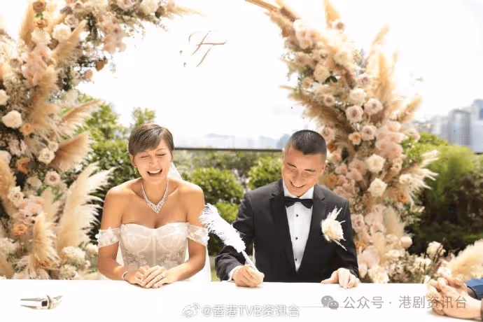恭喜！TVB當紅男星二胎出生 另有一位花旦也宣布喜事