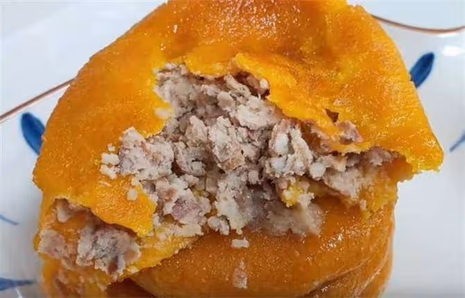 半個南瓜,2碗糯米粉,像我這樣簡單一做,軟糯綿密香甜,真好吃