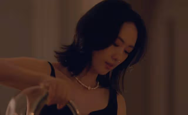 《小日子》離婚不帶娃,顧茉莉的「冷」,活出了女性的灑脫