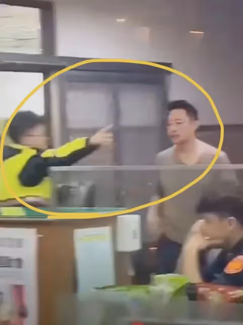 汪小菲保姆開直播報平安!孩子連夜被大S等6人搶走,汪小菲崩潰!