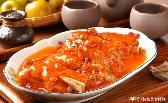 鮮香橙汁浸潤,口感酥軟的美味橙汁排骨,讓你回味無窮