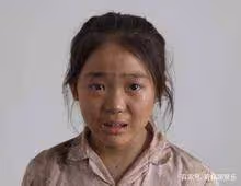 6歲出道為替母還債,因演哭戲一夜成名,如今23歲的她美到認不出