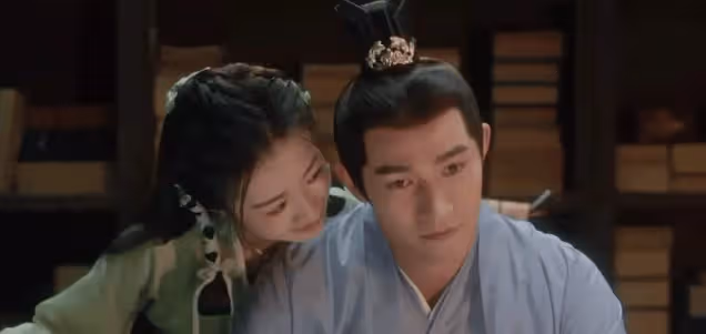 《與鳳行》里的最美女配,長著一張徐璐的臉,演技更是驚鴻一瞥