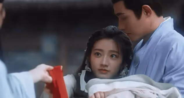 《與鳳行》里的最美女配,長著一張徐璐的臉,演技更是驚鴻一瞥