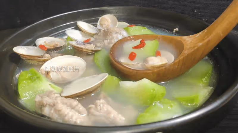 春天裡,雞湯、魚湯都不如這碗湯!多為家人煲一鍋,鮮味十足,滿口營養賽千金