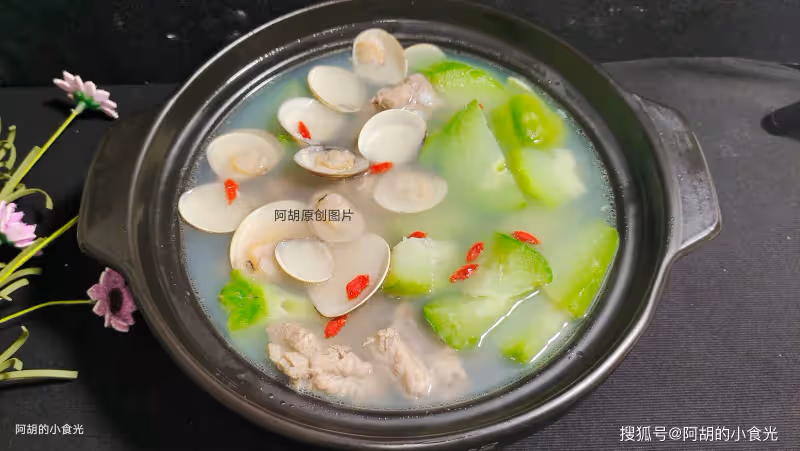 春天裡,雞湯、魚湯都不如這碗湯!多為家人煲一鍋,鮮味十足,滿口營養賽千金