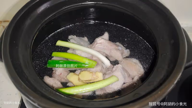 春天裡,雞湯、魚湯都不如這碗湯!多為家人煲一鍋,鮮味十足,滿口營養賽千金