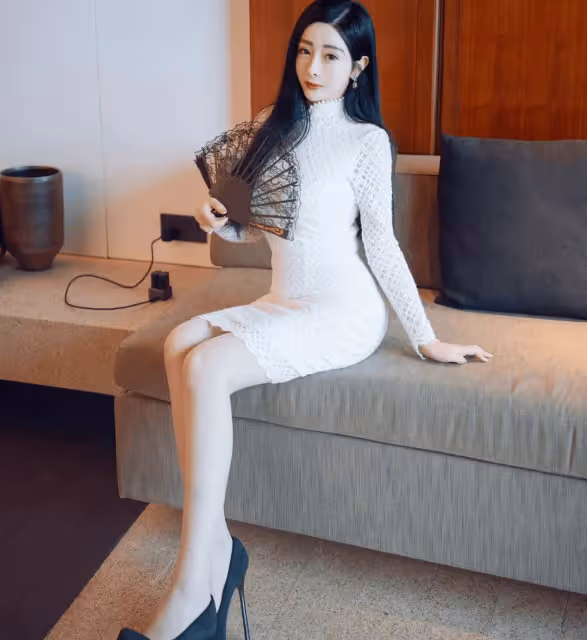 典雅蕾絲長裙，婀娜嬌媚動人魅力盡顯華麗之美！