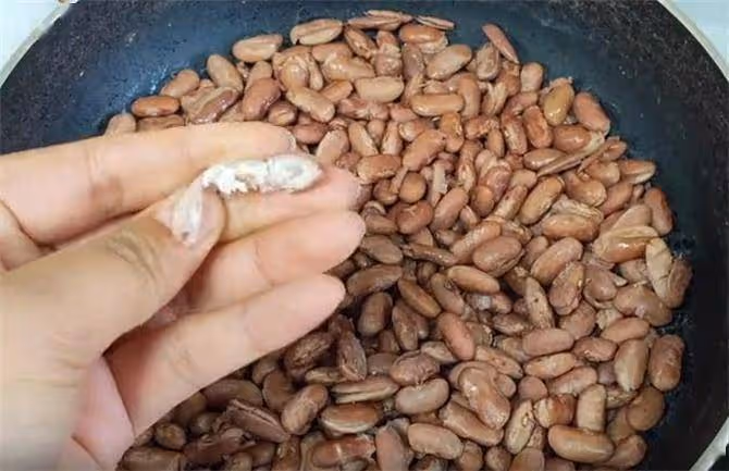 正宗東北粘豆包做法來了，掌握這2個要點，豆包軟糯筋道，不塌陷