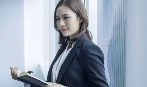一個女人到了哪個年齡段，就不需要依靠別人了？