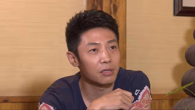 撒貝寧帶妻子李白在新疆慶生，斗舞現場曝光引發熱議