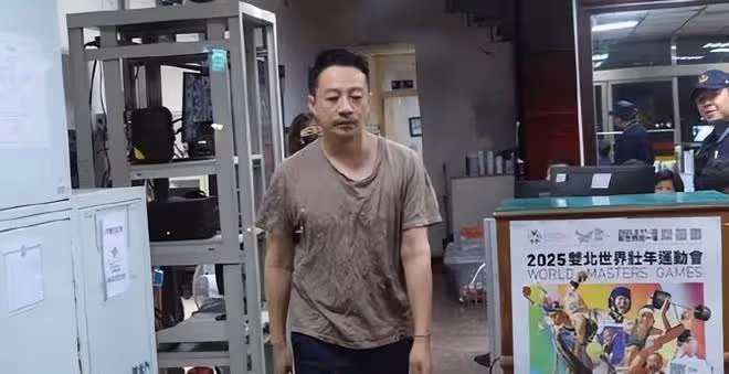 汪小菲保姆還原玥兒被搶細節：遭壯漢強行推倒搶走，腰也被閃了
