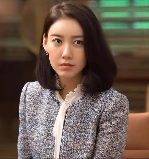 「嫁給普通人」的4位女星，她們不當豪門太太，反而選擇嫁給愛情