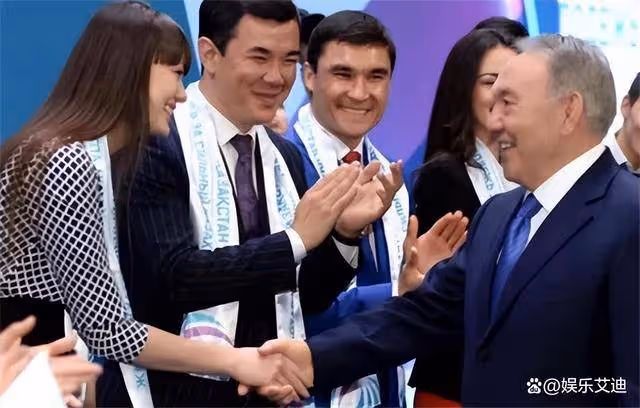 排壇女神薩賓娜：身高1米82，顏值身材完美，嫁給中東富商後退役