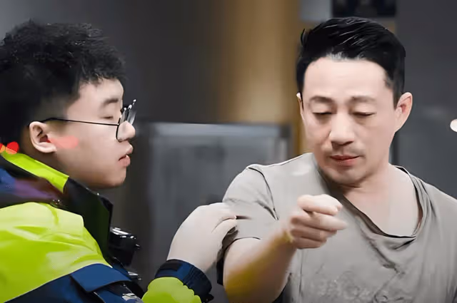 汪小菲報警後回京孩子飆淚送別,林心如對大S的評價一針見血