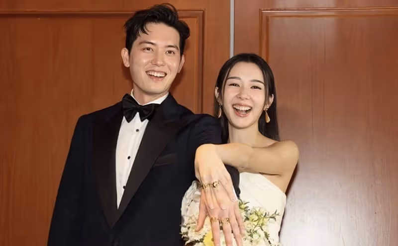 恭喜!香港人氣女星大婚,老公因高顏值獲贊,想在十天內造人成功