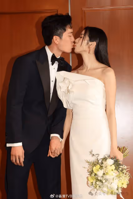 TVB十優港姐大婚!戴金戒簡約出嫁 努力造人不去蜜月旅行
