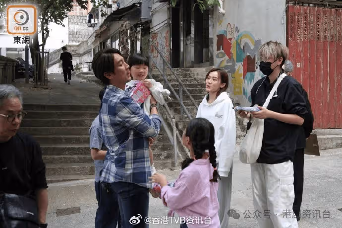 TVB視帝與小花上環拍戲被捕獲!一臉倦容驚現大肚腩