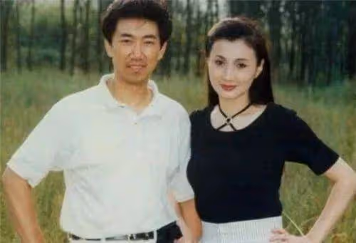 被譽為80年代第一美人,因太美遭人暗算,丈夫用632封情書追她