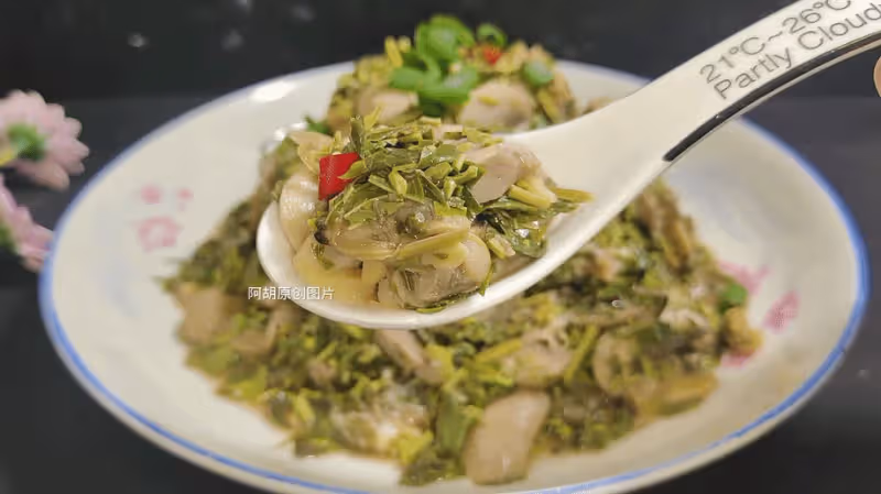穀雨前快吃它,口口鮮嫩賽神仙!三種食材一拌,清香好營養,輕鬆下了三碗飯
