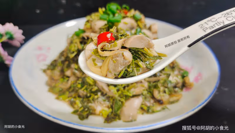 穀雨前快吃它,口口鮮嫩賽神仙!三種食材一拌,清香好營養,輕鬆下了三碗飯