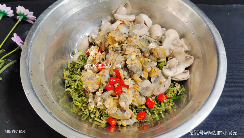 穀雨前快吃它,口口鮮嫩賽神仙!三種食材一拌,清香好營養,輕鬆下了三碗飯