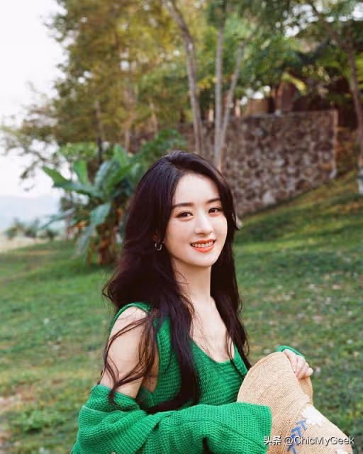 36歲趙麗穎,離婚後顏值、身材美出新高度!