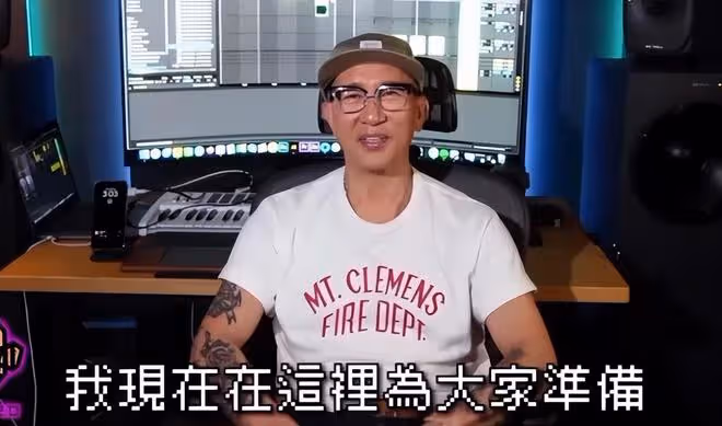 具俊曄風波後最新露面,54歲還扮酷,被大S精心打扮了一番