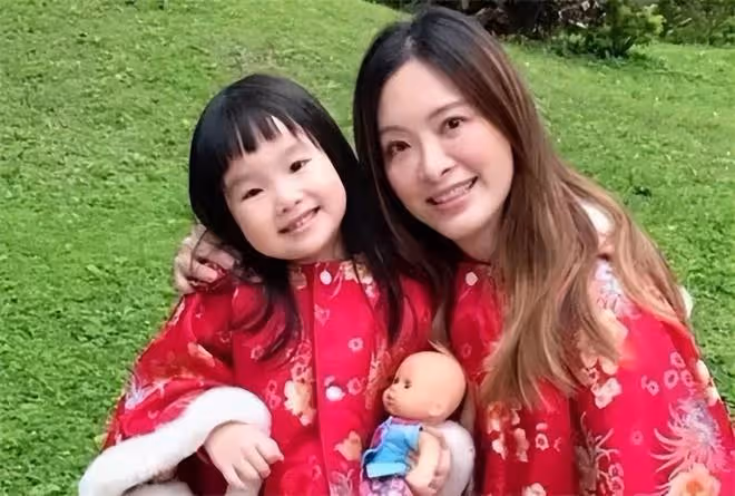 劉真7歲女兒霓霓近況曝光,楊麗菁追憶好友,4年仍舊不忘她的好