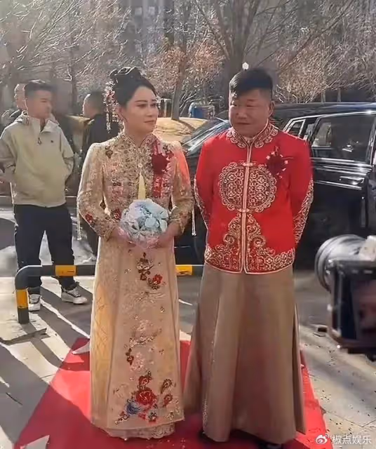 趙本山徒弟「徐會計」大婚!豪車占高架橋遭舉報,丈母娘黑臉表不滿引