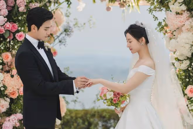 《淚之女王》金智媛歷代韓劇CP:和金秀賢上演「霸總愛上嬌夫」
