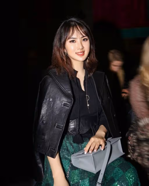 姚安娜出道之後真挺美的,帶著一身貴族氣質,真不愧是富二代
