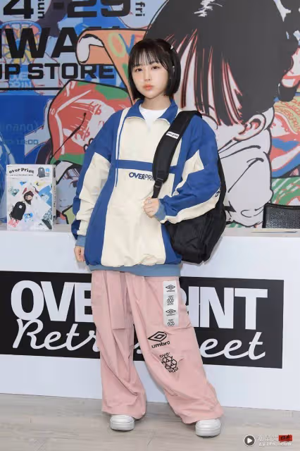 Z世代藝人快閃台北!naenan「活動前驚喜現身送水」樂壞粉:真的太可愛