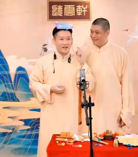 郭德綱直播首秀,曹雲金刷禮物成功搶下熱度,此前多次暗自交鋒