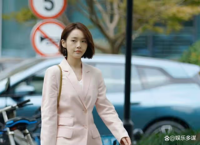 歡樂頌5:劉肅家族聯姻未婚妻曝光,余初暉被小三,慘遭網曝抑鬱