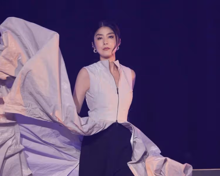 陳慧琳51歲美成這樣　唱一半哭了提「前任」