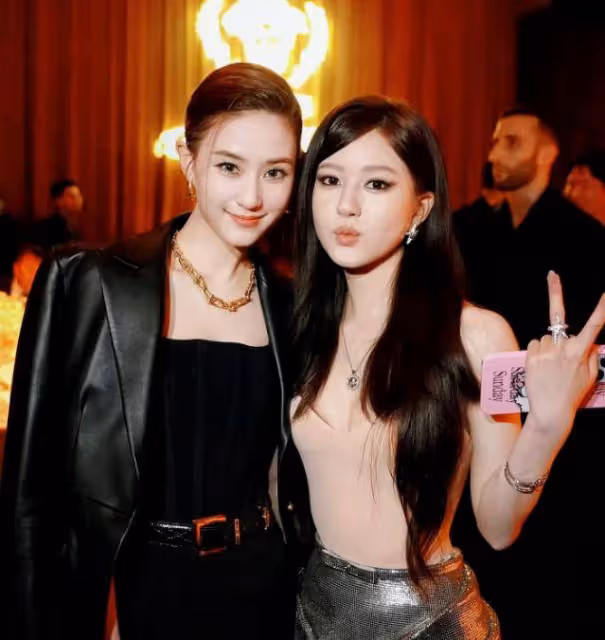 澳門這一夜,將25歲趙露思的尷尬體現得淋漓盡致,賭王之女贏麻了