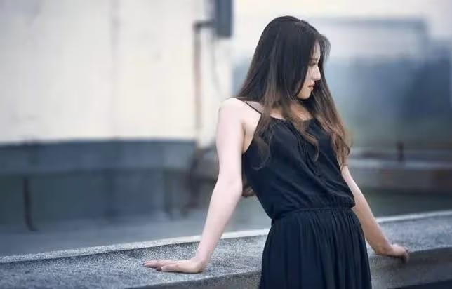 寶寶滿月後,選擇了和老婆離婚,惹不起還躲不起嗎?