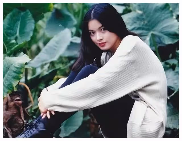 天龍八部97版女演員現況:8人未婚無子,命運不同,你關心的是?