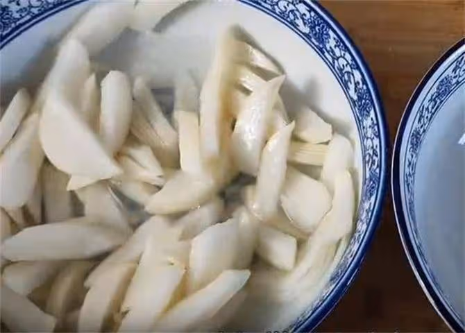 強烈推薦這個泡蘿蔔配方,真是太好吃了,一頓2斤蘿蔔不夠吃