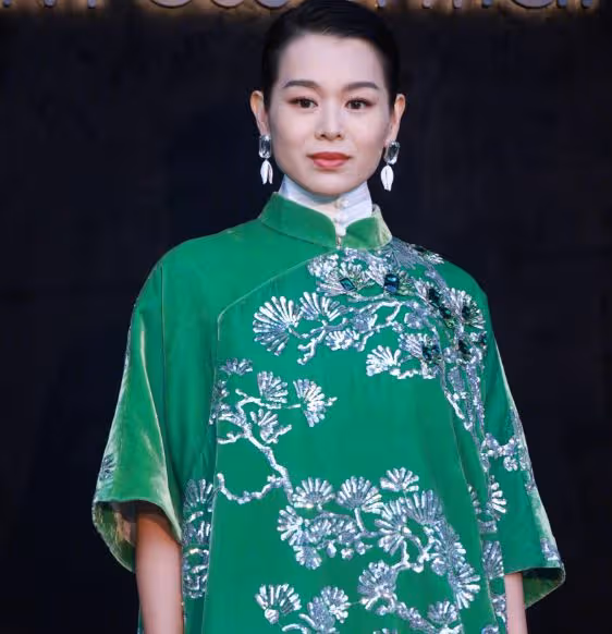 孫儷一臉兇相到底算不算大美女?看看她和胡杏兒的合照你就有答案