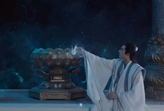 《與鳳行》神位祭壇,那個空著的位置,成了行止涼薄的答案