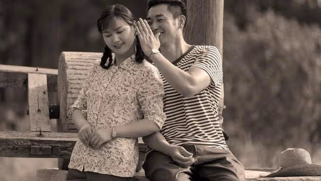 棍打小姑,怒罵婆婆,一心只想離婚走人的她,卻意外白頭偕老了