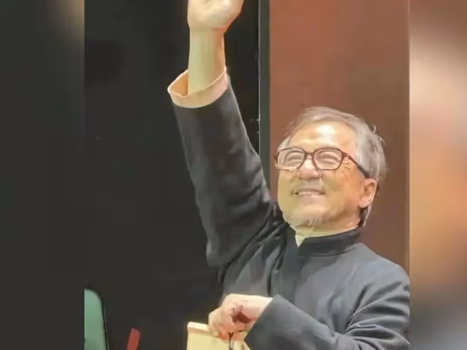 70歲成龍：身家25億還在拍打戲，財產留給兒子，女兒一分沒有