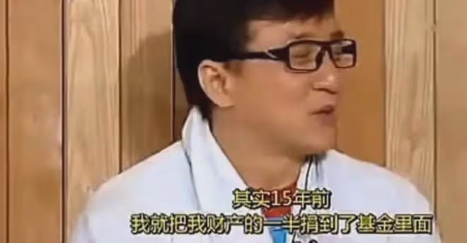 70歲成龍：身家25億還在拍打戲，財產留給兒子，女兒一分沒有