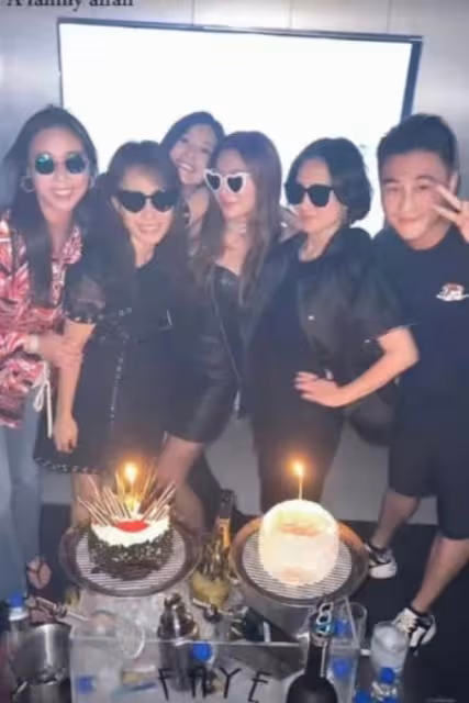 賭王四太慶64歲生日，何超瓊穿深V站C位搶鏡，三房缺席原因曝光！