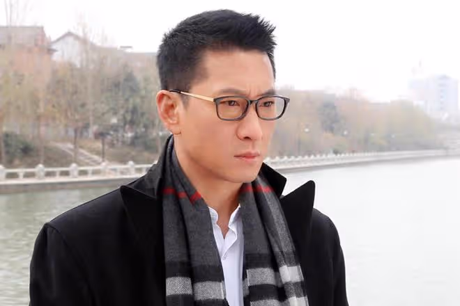 周傑悲痛告別：25年鐵粉離世，誰的心又空了？