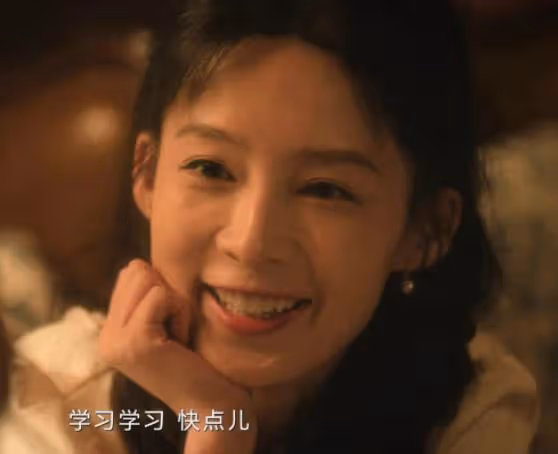 同樣是和王陽演對手戲，把李沁和高露放一起看，差距一目了然